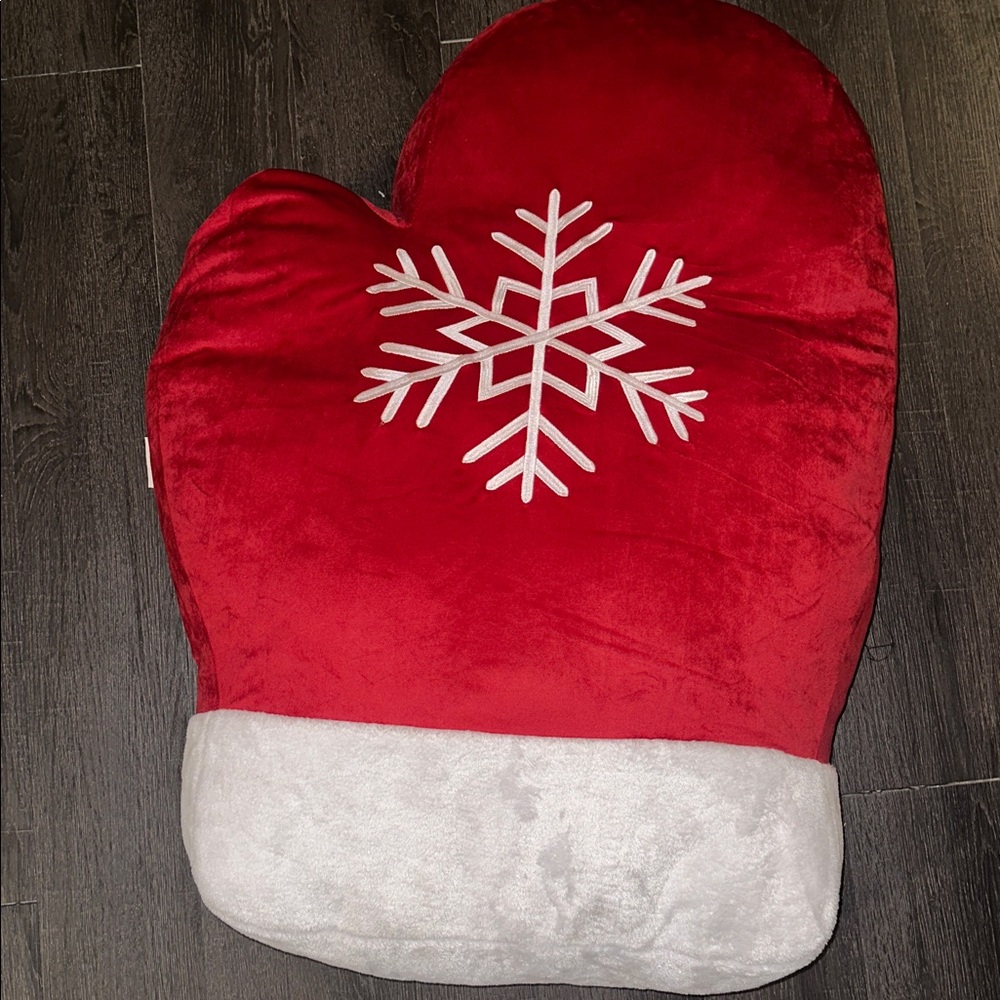 Santa Snow Mitt Large Dog Bed